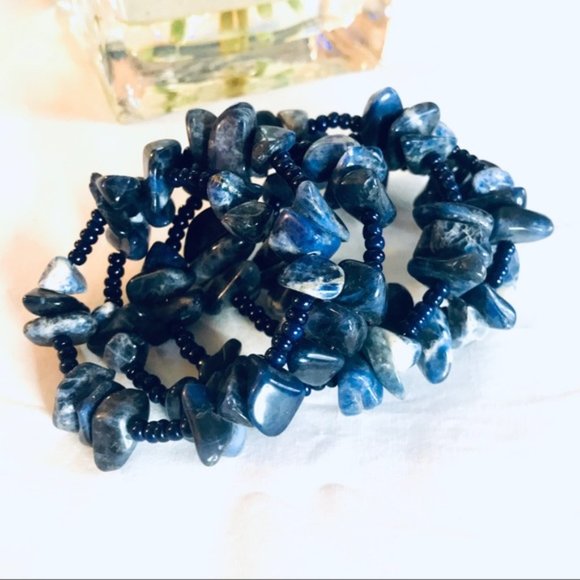 HANDMADE Adjustable Beaded Bracelet - Blue/White - Picture 5 of 5